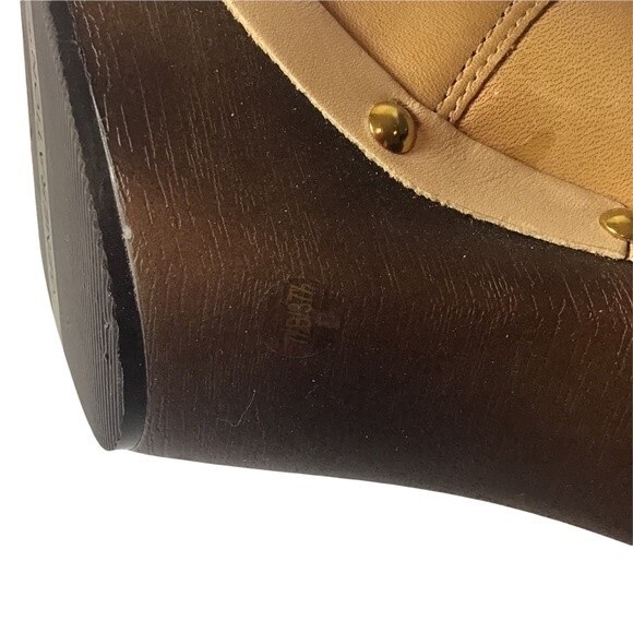 BCBGeneration Tan Fur Lined Studded Leather Mules/Clogs 7.5 B BNWOT - Picture 9 of 14